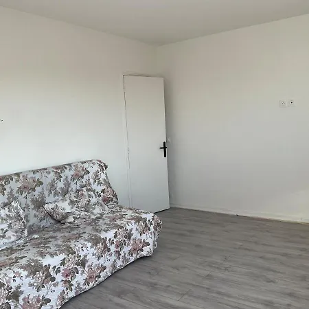 For Rent In Le Blan-mesnil Apartment
